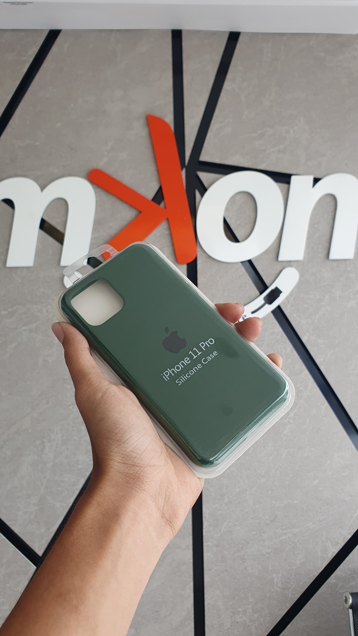 IMG-20250508-WA0042 Iphone 11 Pro Dark Green Colour Case - Image 1